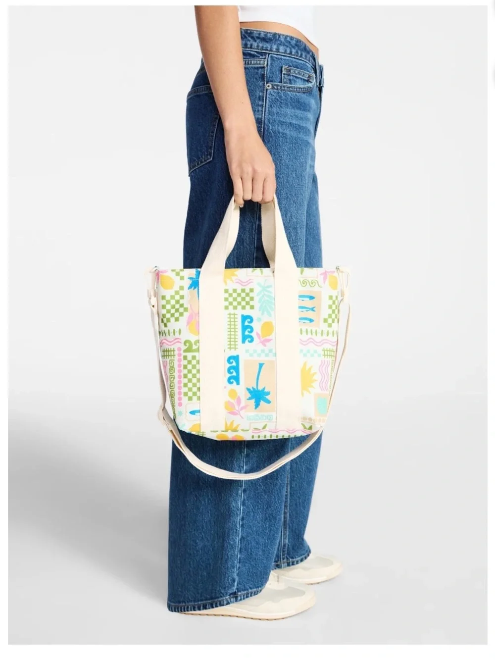 No Boundaries Women's Beach Insulated Mini Tote Bag - Multi Coastal